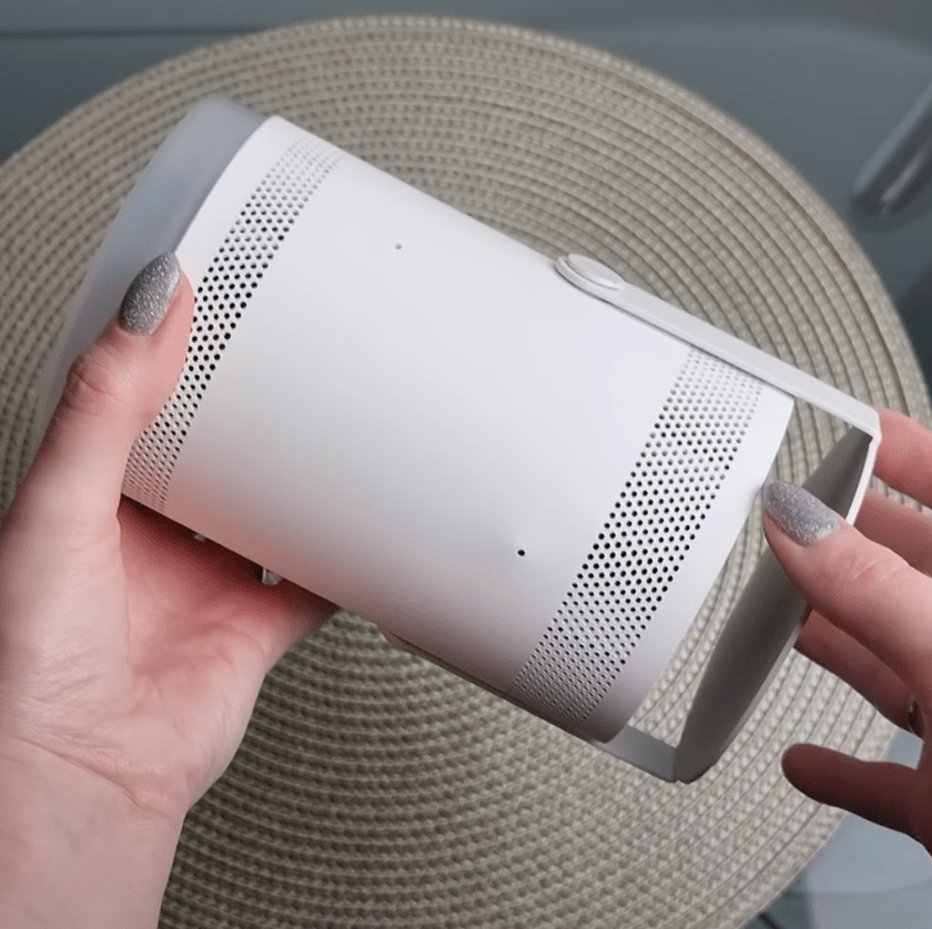 Tragbarer Samsung The Freestyle Projektor Vergleich von Samsung Beamern