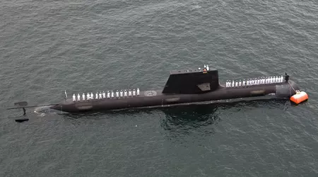 Eines der ältesten dieselelektrischen U-Boote Australiens, das HMAS Farncomb der Collins-Klasse, fing in Australien Feuer.