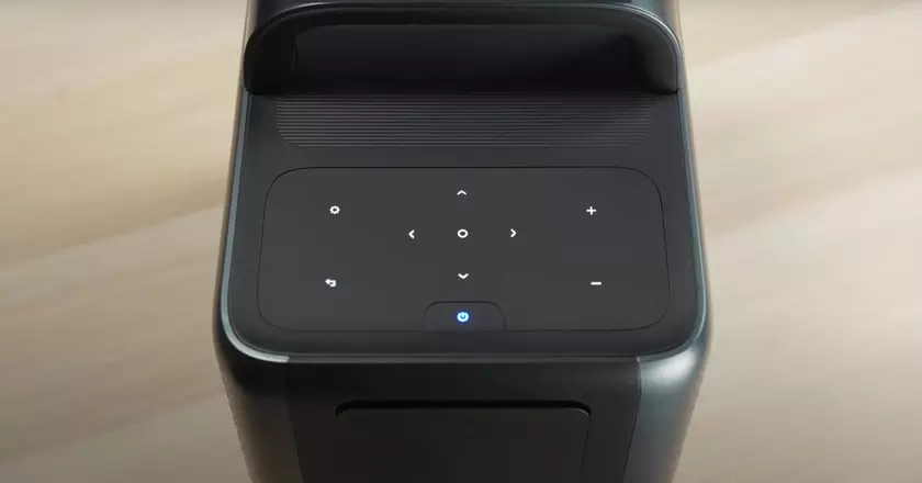 NEBULA von Anker Cosmos Laser 4K Beamer für zu Hause