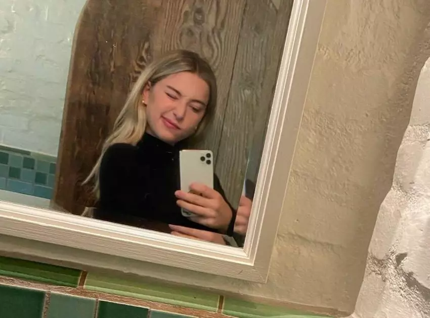 Sogar Steve Jobs' Tochter spottete über das neue iPhone 14