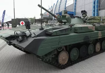 Polnische BWR-1D/S-Kampffahrzeuge erhalten US-Radargeräte vom Typ ...