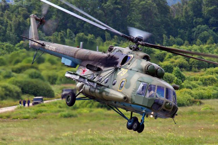 Mi-8-Hubschrauber stürzt erneut in Russland ab, ...