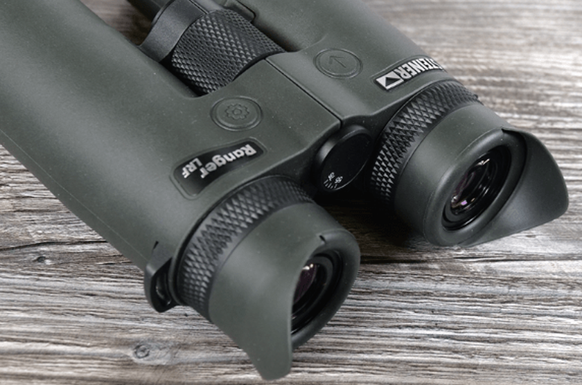 Steiner Predator 10x42 Zoom Ferngläser