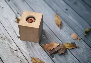 JVC Kenwood hat exklusive kabellose Vollholz-Lautsprecher ...