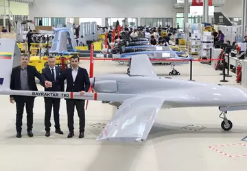Bayraktar TB2 "Vanagas" ist bereits in ...