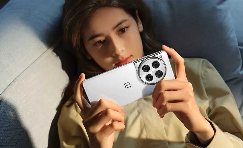 OnePlus hat die Kosten für den Austausch von Komponenten im neuesten OnePlus 12 Flaggschiff-Smartphone enthüllt