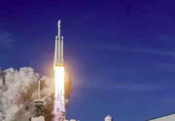 SpaceX Falcon Heavy-Raketen für den Start ...