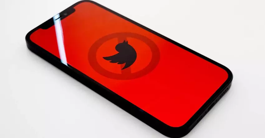 Der Twitter-Deal von Elon Musk „vorübergehend auf Eis gelegt“, da einige vermuten, dass er plant, das Geld zu nehmen und zu rennen