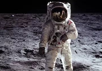 LunarCrush schickt einen Kryptowährungs-Wallet-Schlüssel mit 62 ...