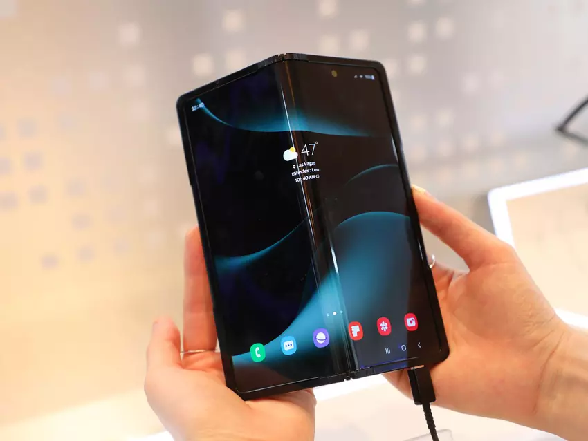 Samsung hat ein neues flexibles Display Flex In & Out vorgestellt, das in beide Richtungen gefaltet werden kann
