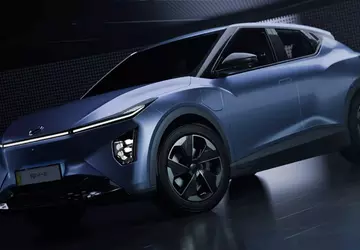 Das erste malaysische Elektroauto wurde mit ...