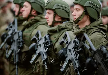 Litauen führt die Wehrpflicht für 18-jährige ...