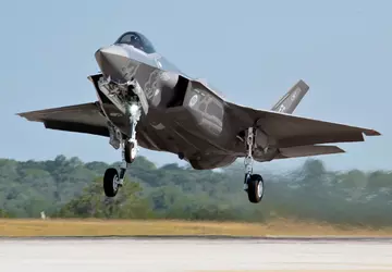 Absturz des Kampfflugzeugs F-35A Lightning II ...