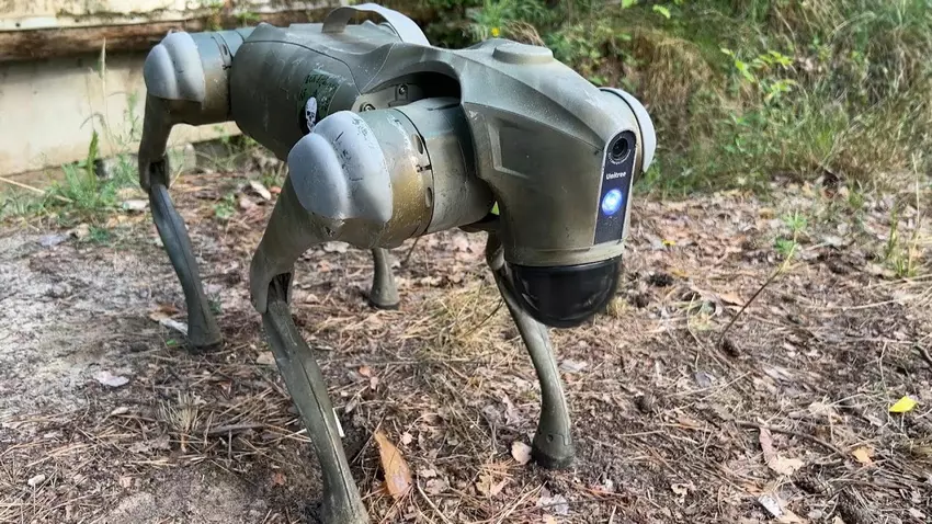 Ukrainisches Militär montiert "Roboterhund" auf schwerem Multikopter 
