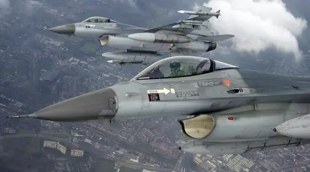Kanada stellt der Ukraine zwei weitere F-16-Pilotentrainer zur Verfügung
