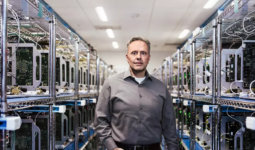 Medien: Apple VP Johny Srouji hat ein Angebot von Intel erhalten, das Unternehmen zu leiten