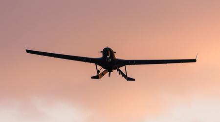 Baykar präsentiert aktualisiertes Bayraktar TB2T-AI mit künstlicher Intelligenz und Turboprop-Motor 