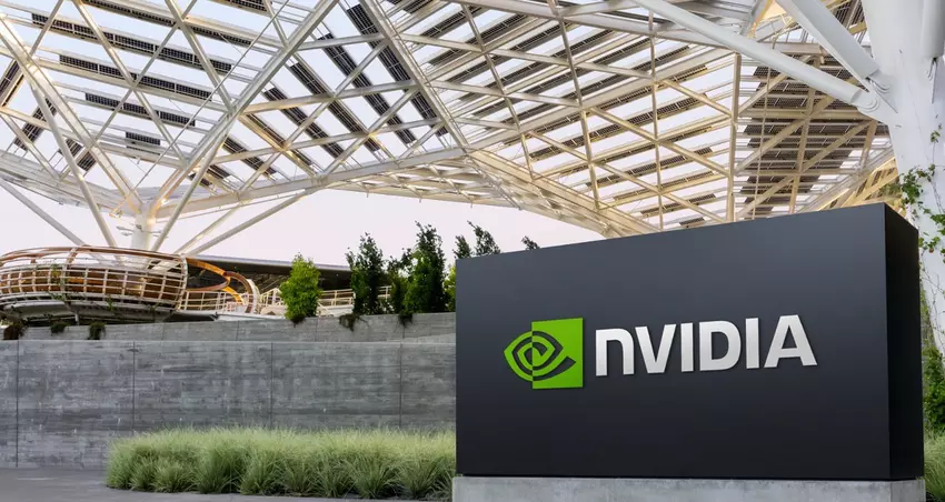 Nvidia +80% YTD 2025: Anzeichen für Überhitzung, Sorgen der Anleger und Korrekturrisiko