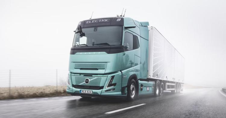 Volvo FH Aero Electric vorgestellt mit ...