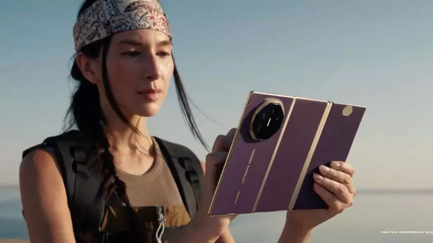 Huawei stellte die Mate XTs vor - ein teures und elegantes Trifold mit Stylus-Unterstützung