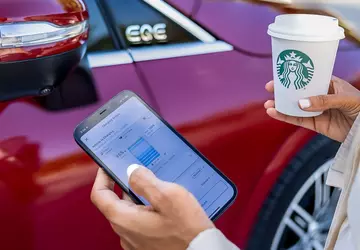 Mercedes-Benz eröffnete seine erste Ladestation mit ...