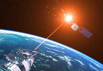 Trümmer des sowjetischen Kosmos-1408-Satelliten, der von ...