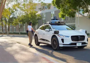 Waymo Robotertaxis sind jetzt in San ...