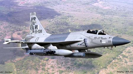 Aserbaidschan erhält erste chinesisch-pakistanische JF-17C-Kampfflugzeuge