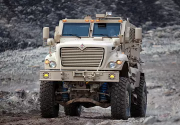 Ukraine erhält mindestens 18 gepanzerte Fahrzeuge ...