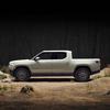 Rivian R1 Dune Edition Vorschaubild mit Wüstenhintergrund