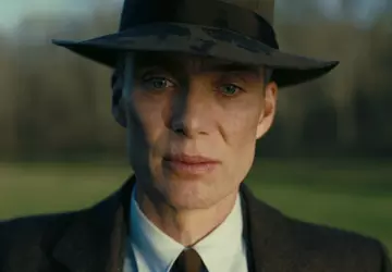 Trump kündigt 100 % Zoll auf ...