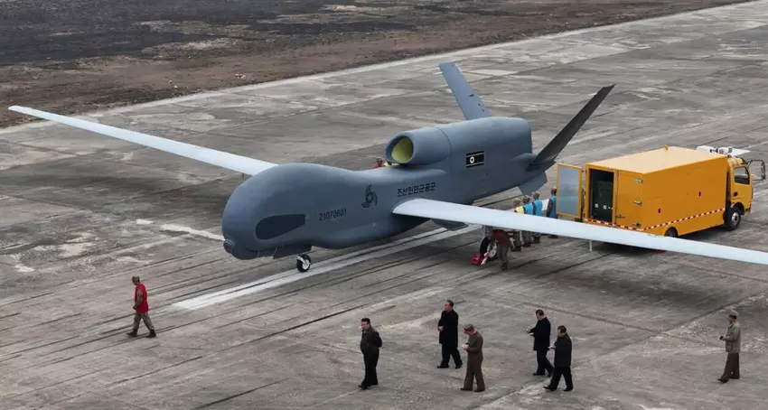 Die DVRK hat die US-Drohne RQ-4 Global Hawk "gestohlen" und ihre eigene Saebyeol-4 entwickelt