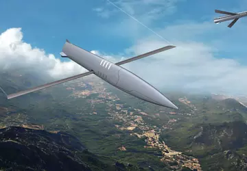 Haubitzen M777 können bis zu 150 ...