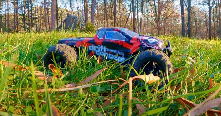 DEERC Brushless RC Autos 300E ferngesteuertes auto bis 200 euro