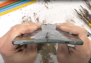 Getestet durch Feuer, Sand und Gewalt: ...