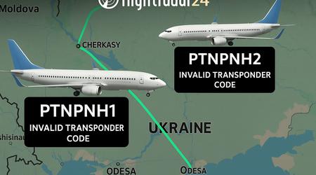 Zivile Flugzeuge mit PTNPNH-Codes, die Putin beleidigen, fliegen über den Himmel der Ukraine