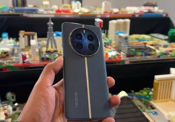 Das realme 12 Pro+ ist in ...