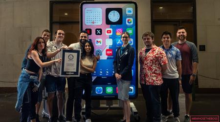 Neuer Guinness-Rekord: Blogger haben das größte iPhone 15 Pro Max der Welt gebaut - 2 Meter hoch und mehr als 200 kg schwer
