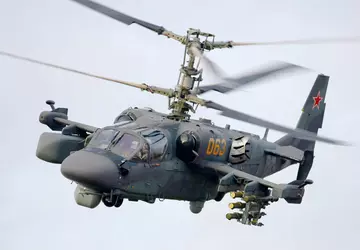 Minus $16.000.000: Ein russischer Ka-52-Hubschrauber stürzte ...