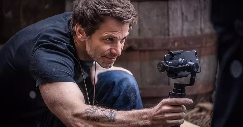Wenn "PG-13" nicht genug ist: Zack Snyder verspricht "fast ein anderes Universum" mit der Veröffentlichung der Altersfreigabe für "Rebel Moon" und kündigt ein Veröffentlichungsdatum an