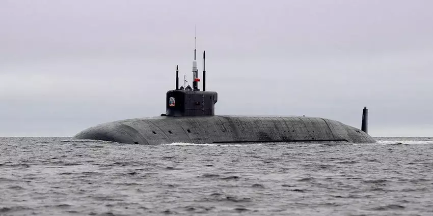 Die russische Marine hat das atomgetriebene U-Boot Kaiser Alexander III erhalten, das mit ballistischen Interkontinentalraketen des Typs Bulava ausgerüstet sein wird