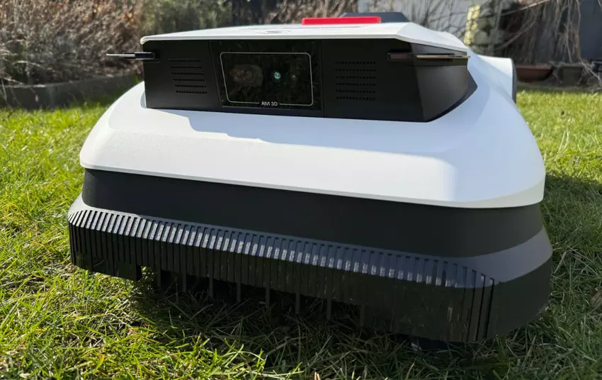 ECOVACS GOAT A2500 ferngesteuerter Mähroboter