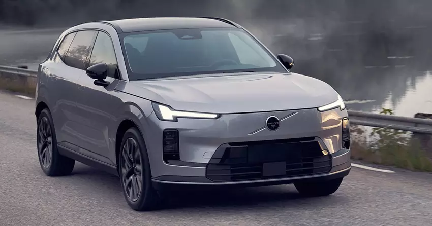 Volvo hat offiziell sein Plug-in-Hybrid mit der größten Reichweite - den XC70 - vorgestellt