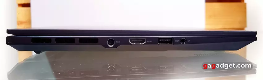 Exterior of ASUS Zenbook Pro 14 OLED