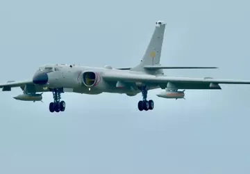 China demonstriert den Start einer geheimnisvollen ...