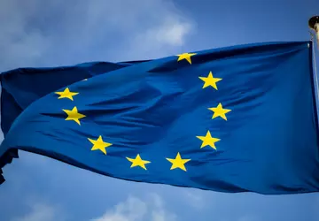 EU-Staaten billigen Gesetzentwurf zur Regulierung künstlicher ...