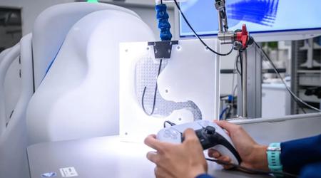 Chirurgen führten die Endoskopie 9.300 Kilometer vom Patienten entfernt mit einem PlayStation-Controller durch