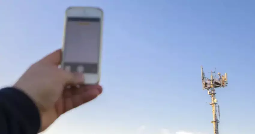 Deutschland liegt auf dem letzten Platz: BearingPoint-Umfrage zeigt geringe Zufriedenheit mit Mobilfunk- und Festnetzdiensten 