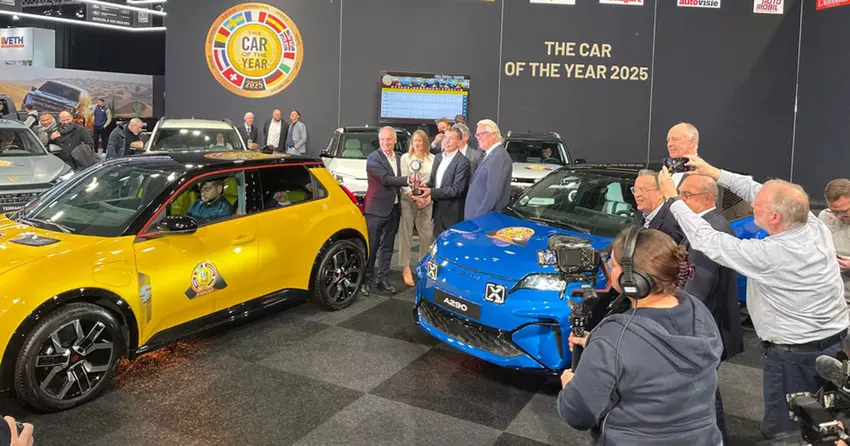 Die Preisverleihung fand zeitgleich mit dem Beginn des Internationalen Automobilsalons in Brüssel statt