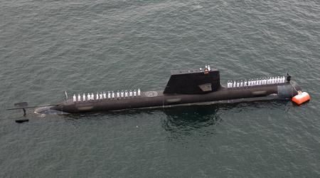 Eines der ältesten dieselelektrischen U-Boote Australiens, das HMAS Farncomb der Collins-Klasse, fing in Australien Feuer.